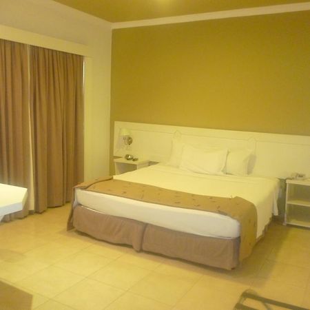 Hotel Anaca Sao Carlos Phòng bức ảnh