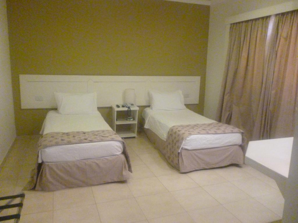 Hotel Anaca Sao Carlos Phòng bức ảnh