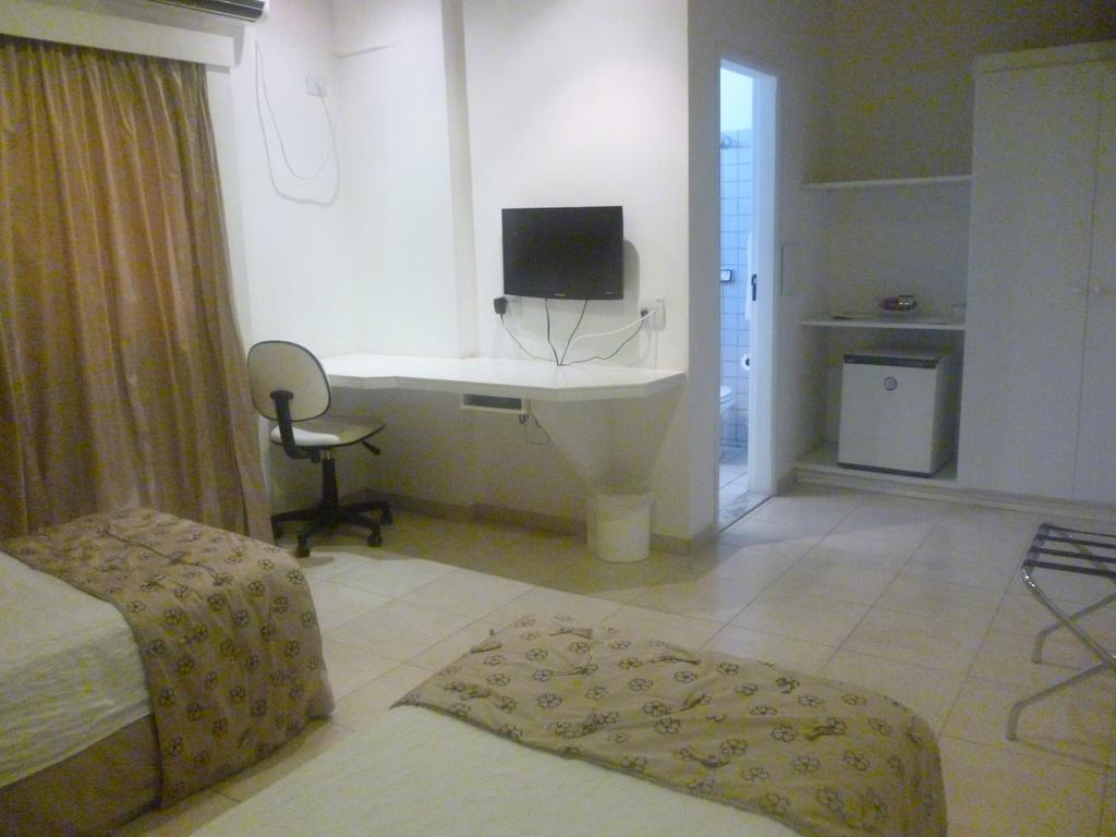 Hotel Anaca Sao Carlos Phòng bức ảnh